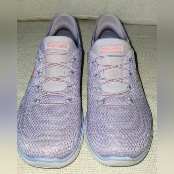 Women's Skechers - Picture 6 of 11